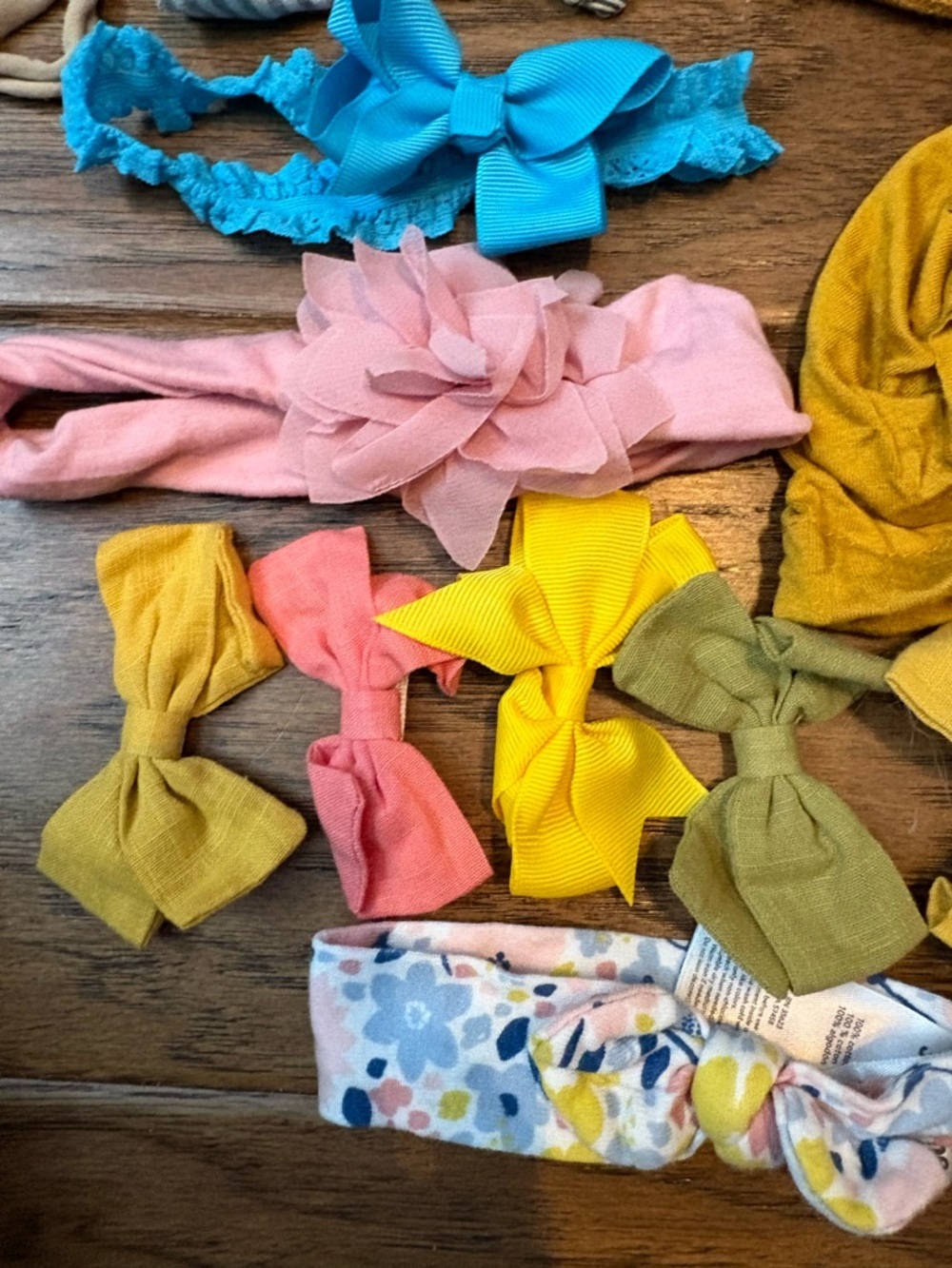 Assorted Kids Hair Bow & Headband Set in Mustard, Pink, Blue & Green - Picture 3 of 6